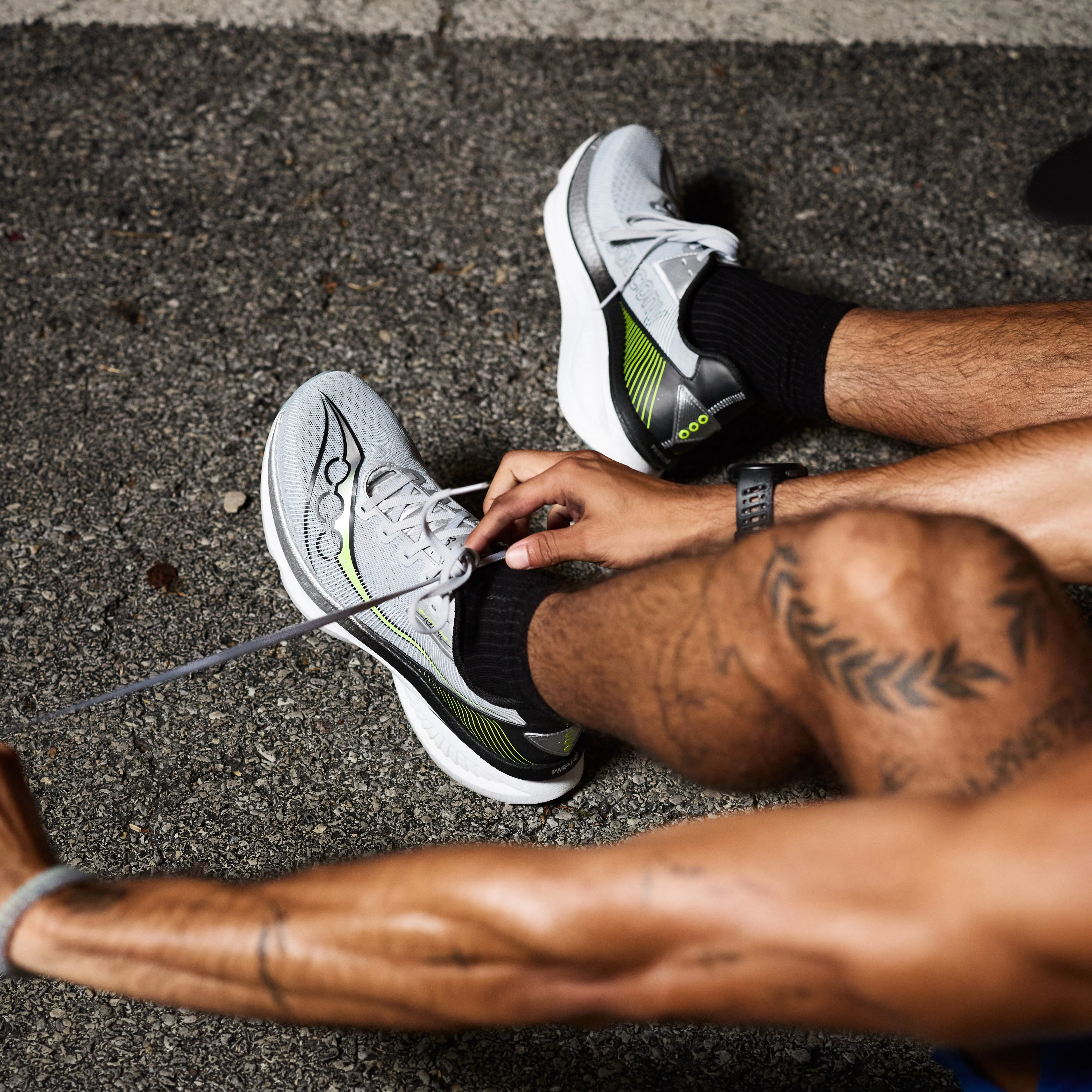 Saucony Endorphin Azura | Silver / Black | Mens - Ekiden Sports